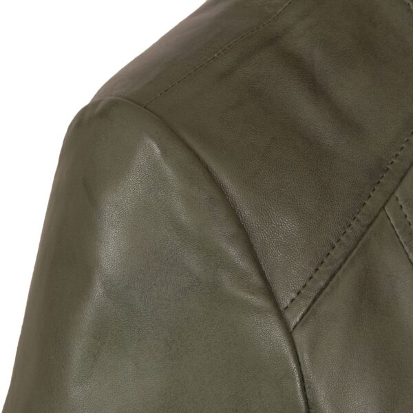 Leather - Image 3